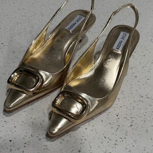 Steve Madden Metallic Gold Slingback Heels